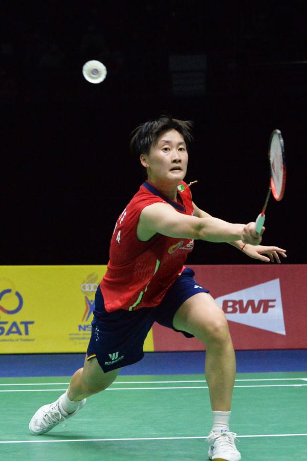 理层对他的 理层对他的